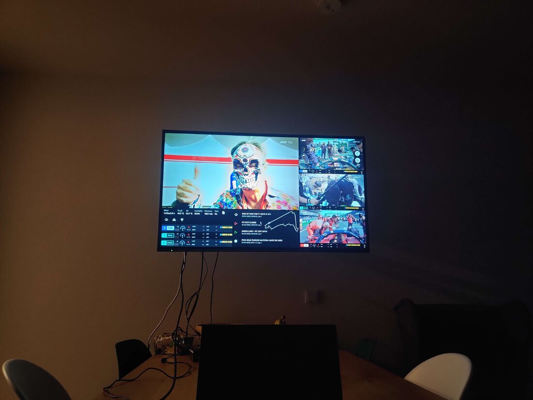 Morphior's viewing setup